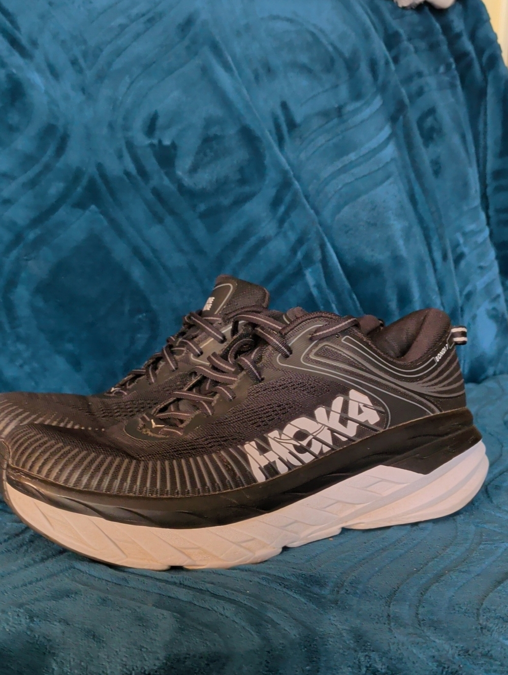 Hoka Men's Black and White Cushioned Running Sneakers Bondi 7